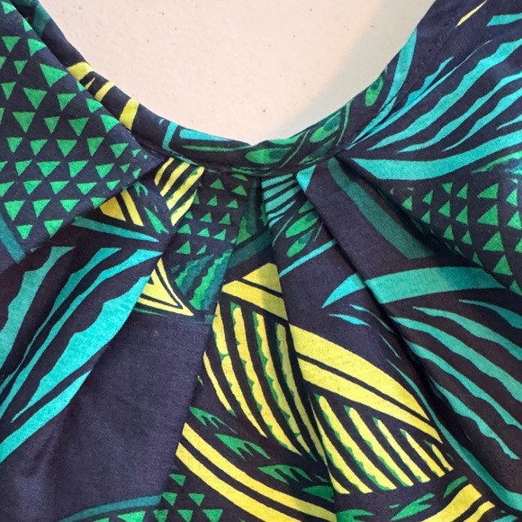 Old Navy Tropical Print Lightweight Crossbody Bag – Excellent Condition - Picture 6 of 6